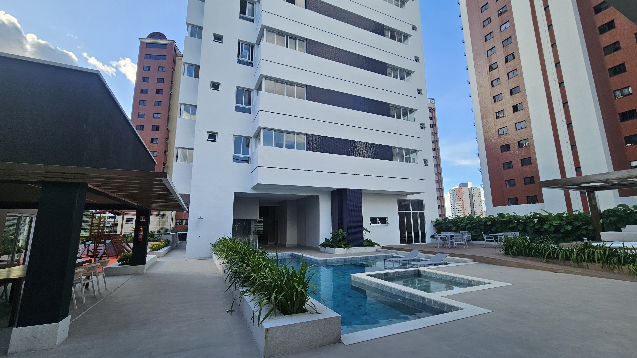 Apartamento para alugar com 3 quartos, 170m² - Foto 17