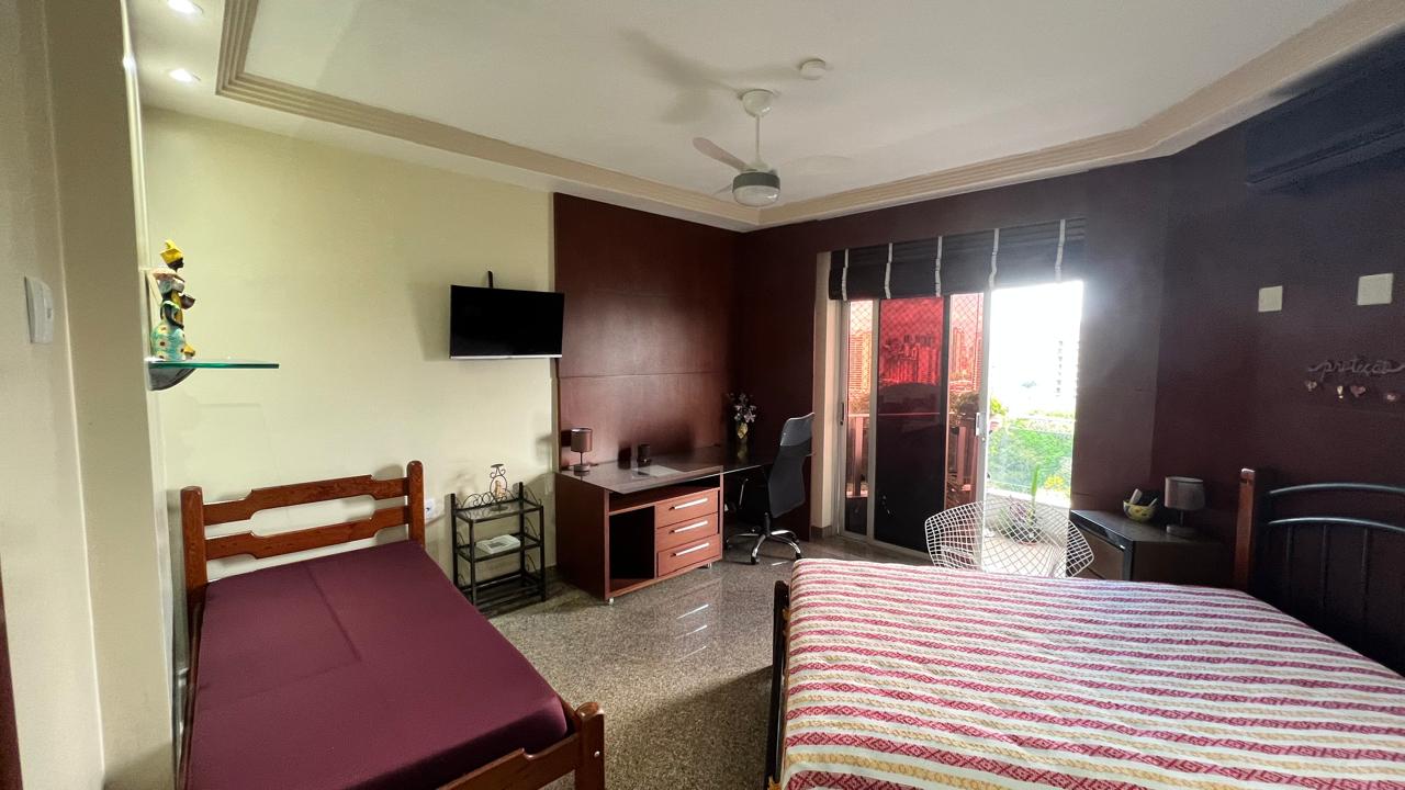Apartamento à venda com 3 quartos, 250m² - Foto 7