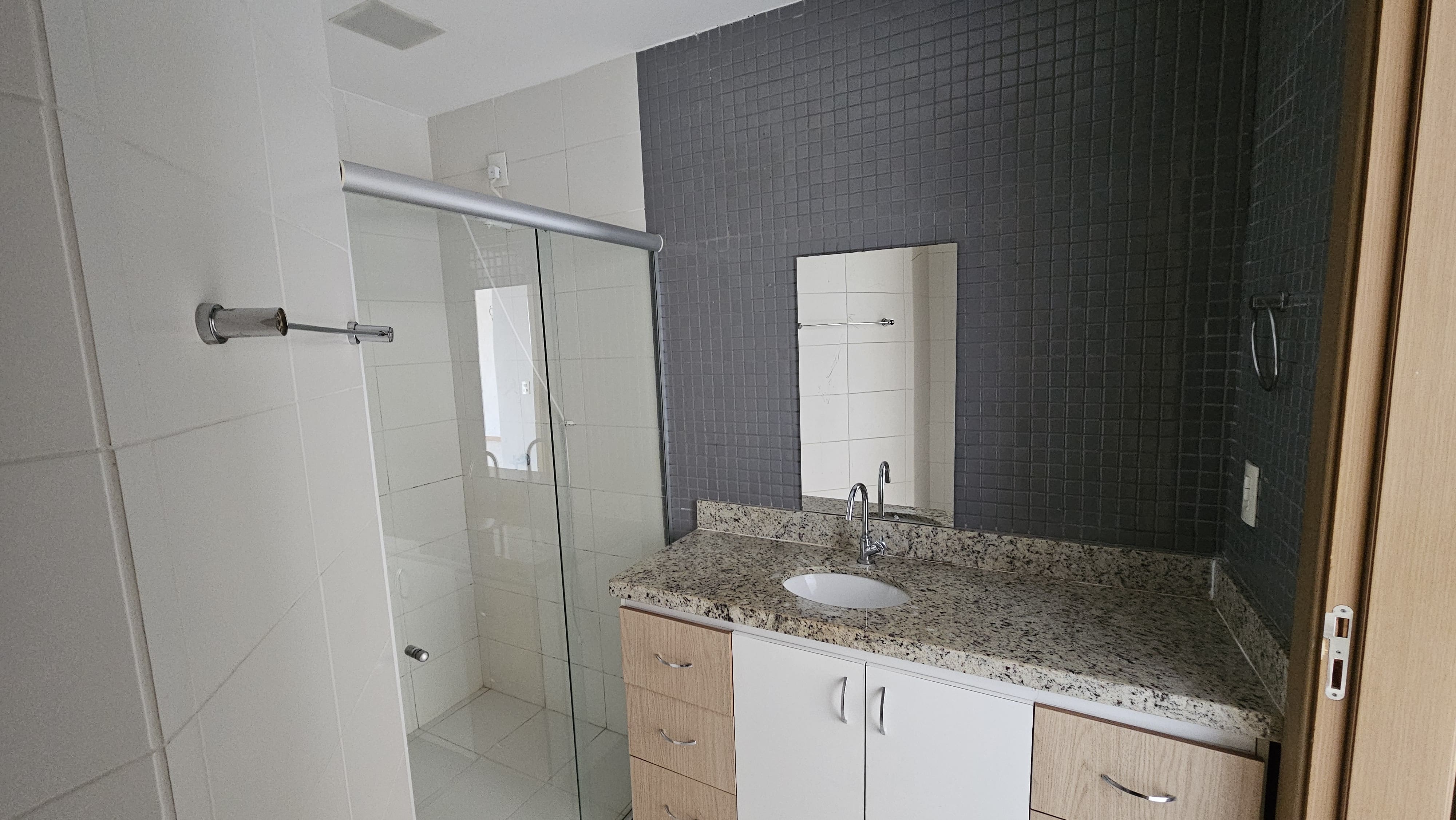 Apartamento à venda com 2 quartos, 145m² - Foto 10
