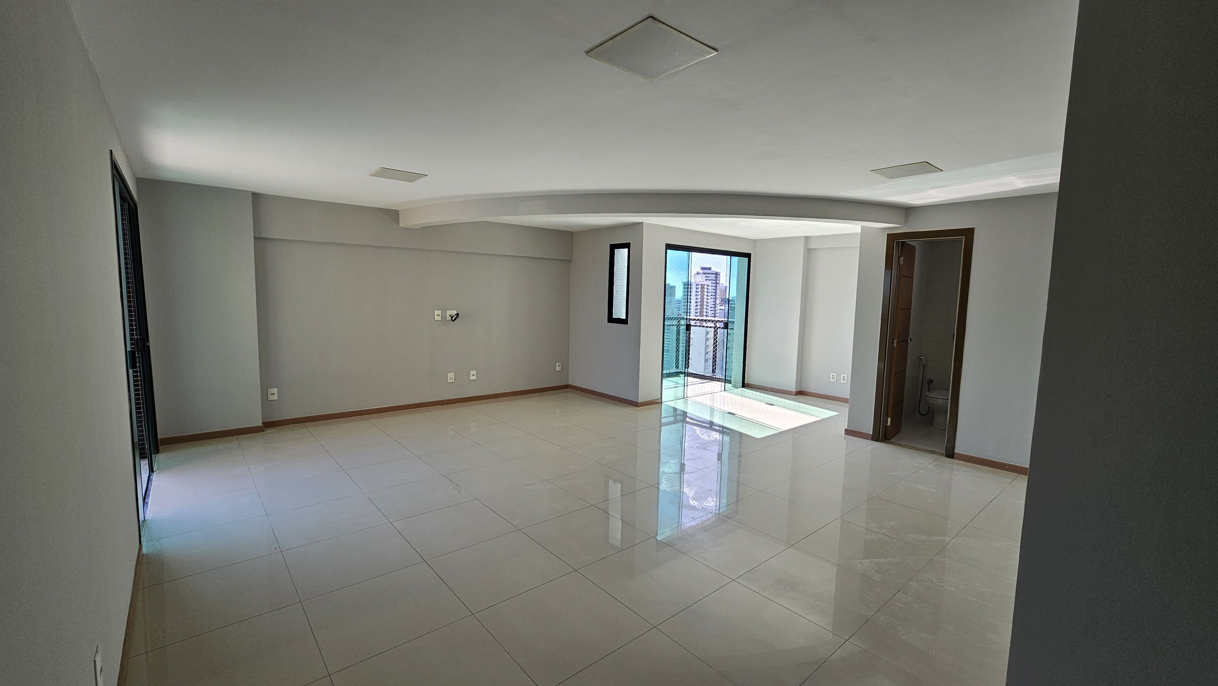 Apartamento à venda com 2 quartos, 145m² - Foto 4