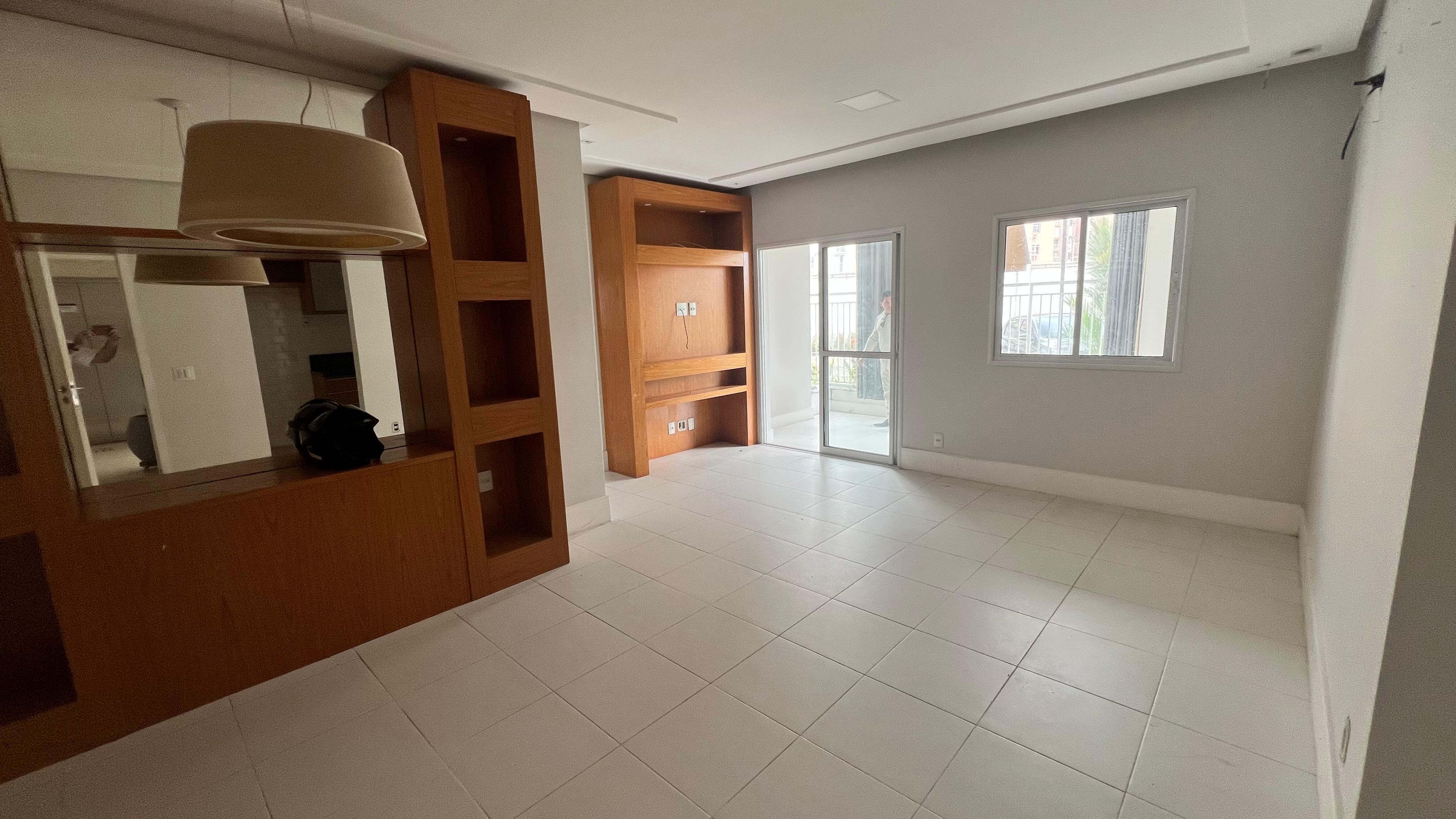 Apartamento à venda com 3 quartos, 115m² - Foto 2