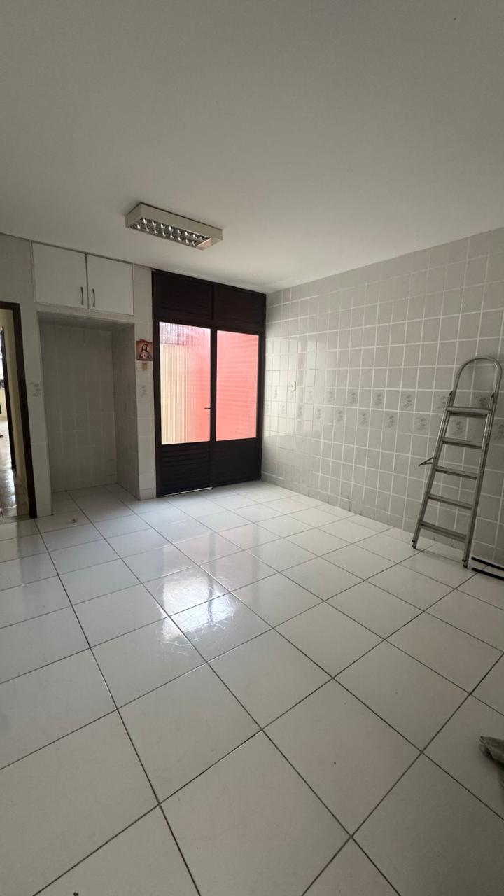 Casa, 4 quartos, 279 m² - Foto 7