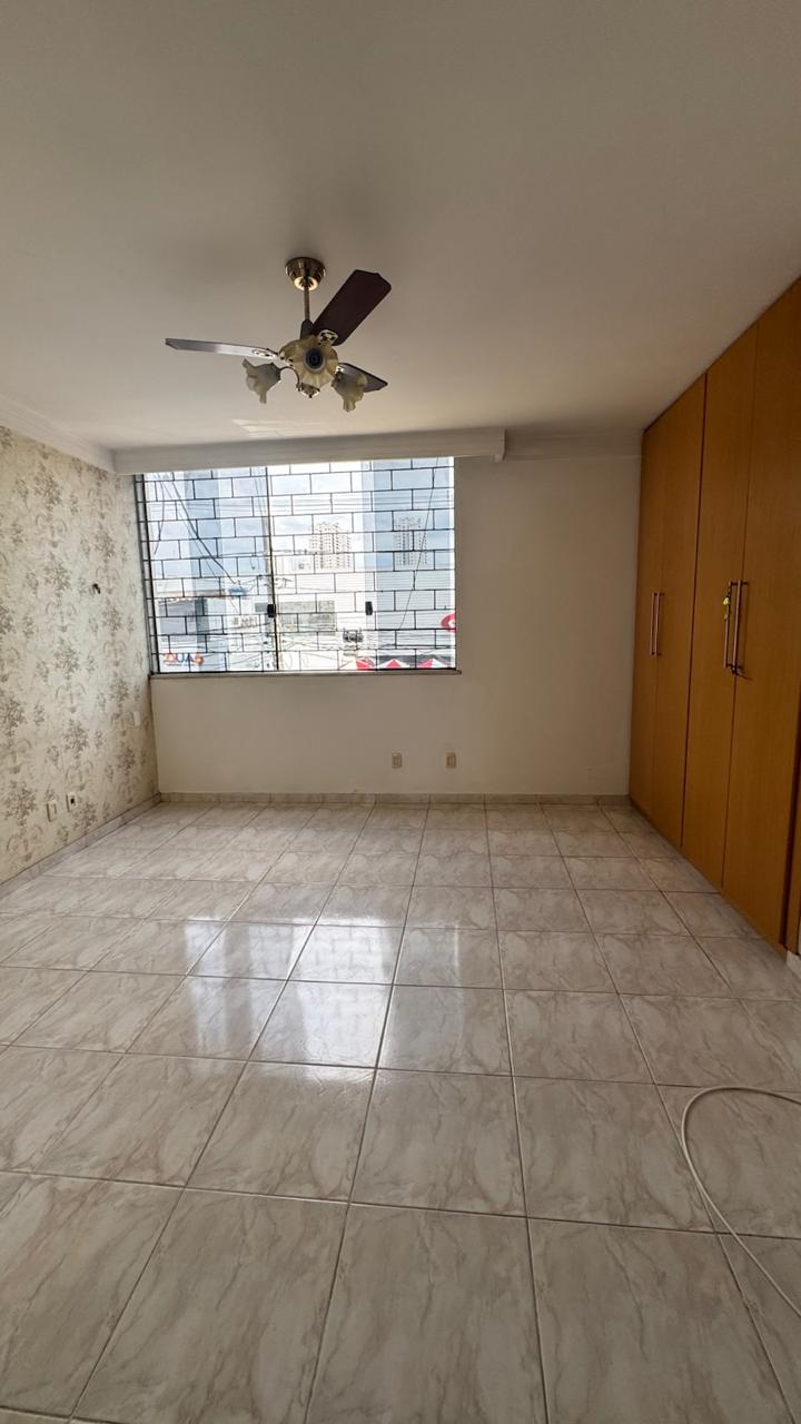Casa, 4 quartos, 279 m² - Foto 24