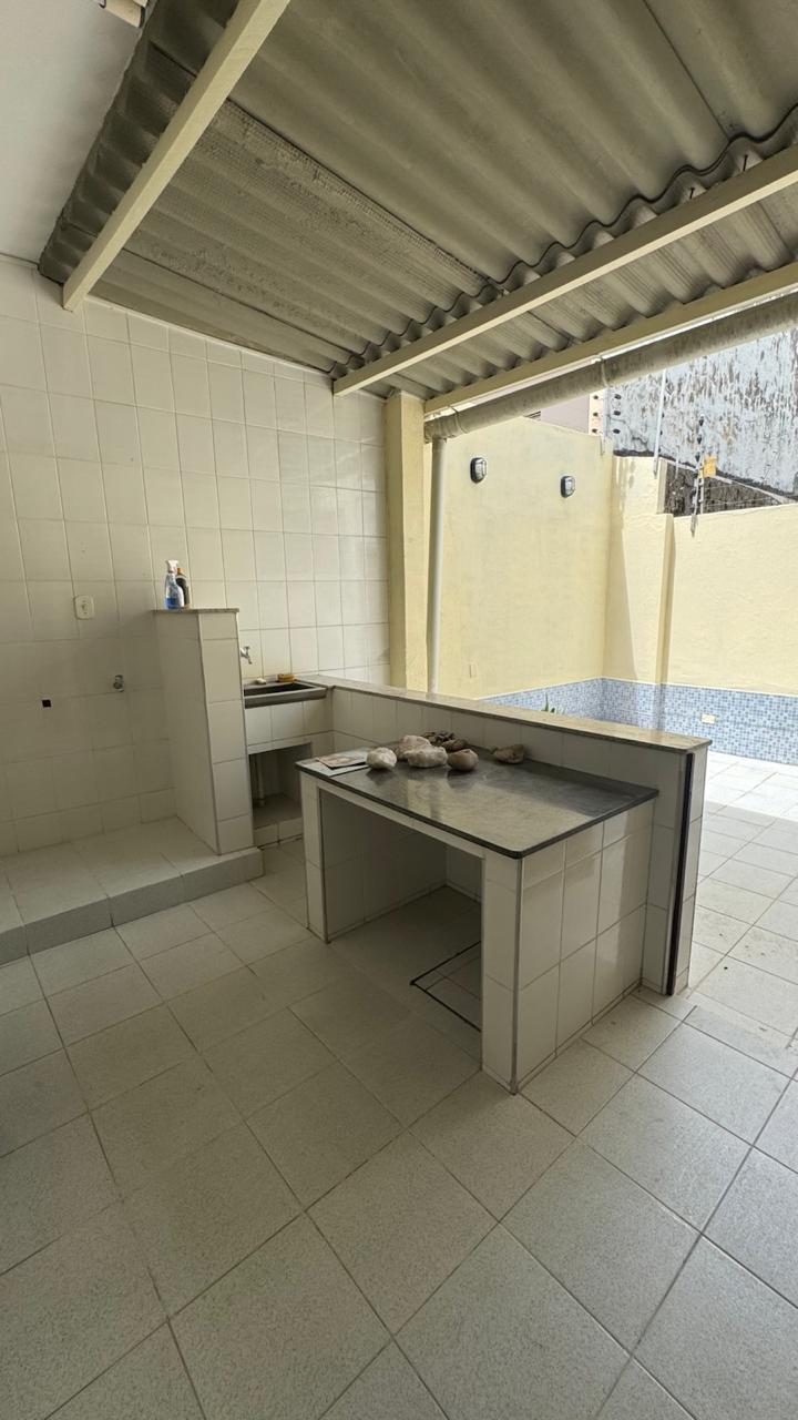 Casa, 4 quartos, 279 m² - Foto 29
