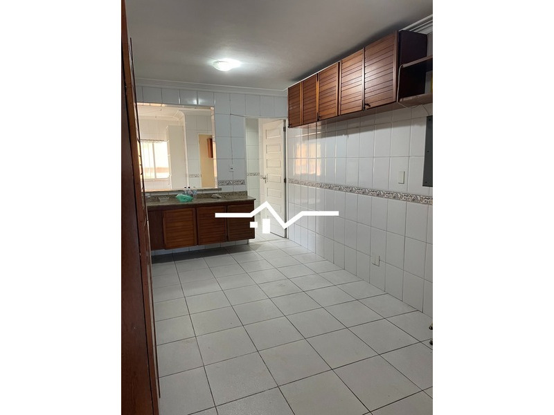 Apartamento à venda e aluguel com 3 quartos, 170m² - Foto 8