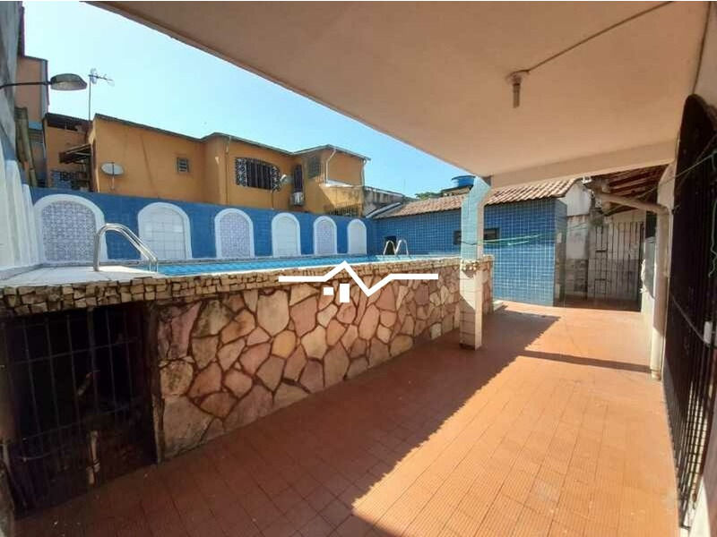 Casa à venda com 3 quartos, 264m² - Foto 22