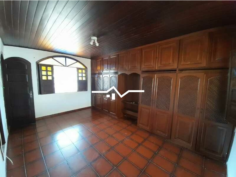 Casa à venda com 3 quartos, 264m² - Foto 5