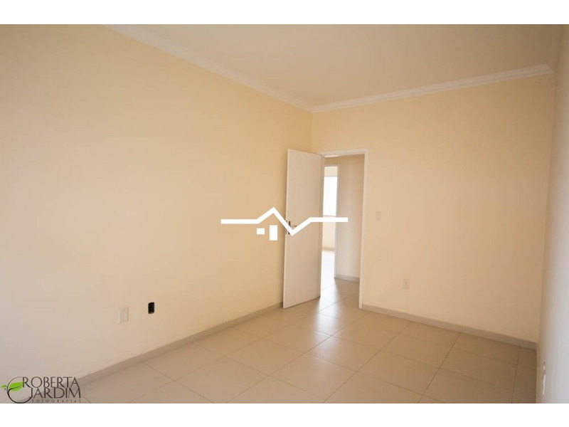 Apartamento à venda com 3 quartos, 115m² - Foto 9