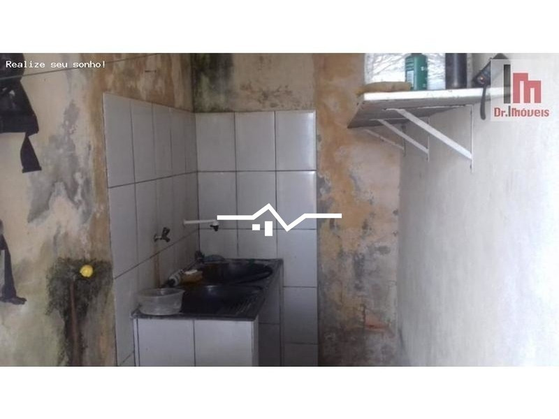 Casa à venda com 3 quartos, 250m² - Foto 8