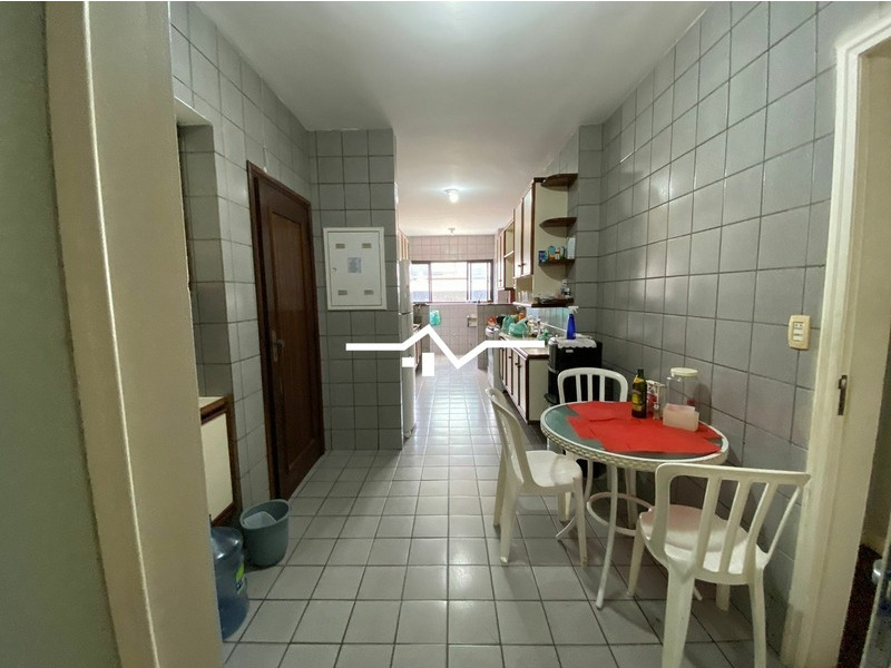 Apartamento à venda com 4 quartos, 185m² - Foto 20