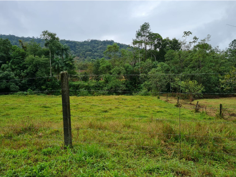 Fazenda/Sítios/Chácaras de 2 quartos, no bairro PIRABEIRABA, em Joinville | Eu Corretor