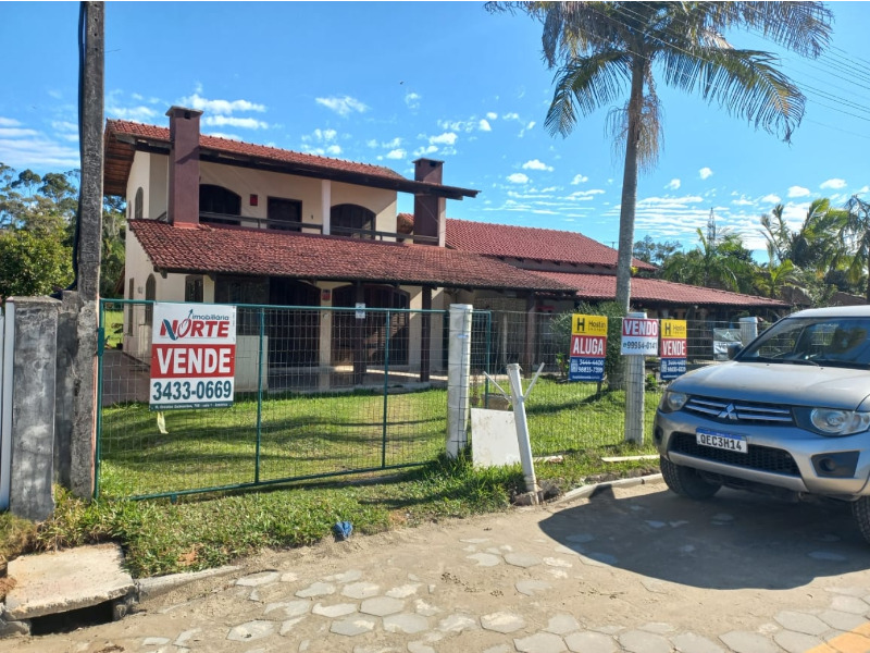 Casa de 3 quartos, no bairro LINGUADO, em Balneário Barra do Sul | Eu Corretor