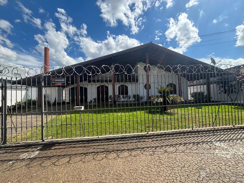 Casa para Locação em NOVA RÚSSIA