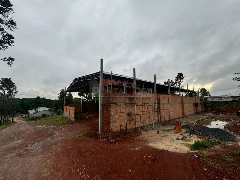 Barracão para Locação em CARÁ-CARÁ