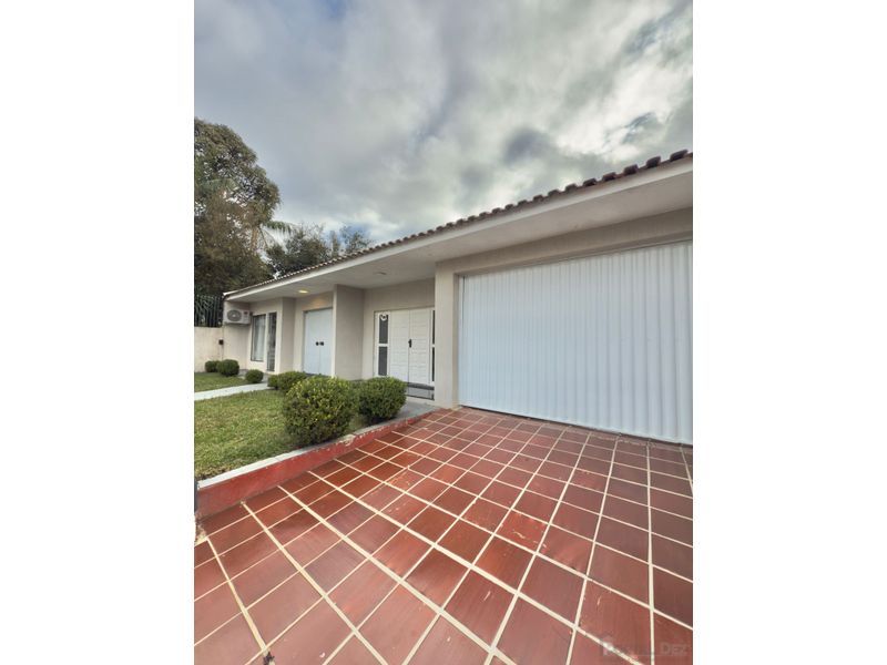 Casa para Locação em ÓRFÃS