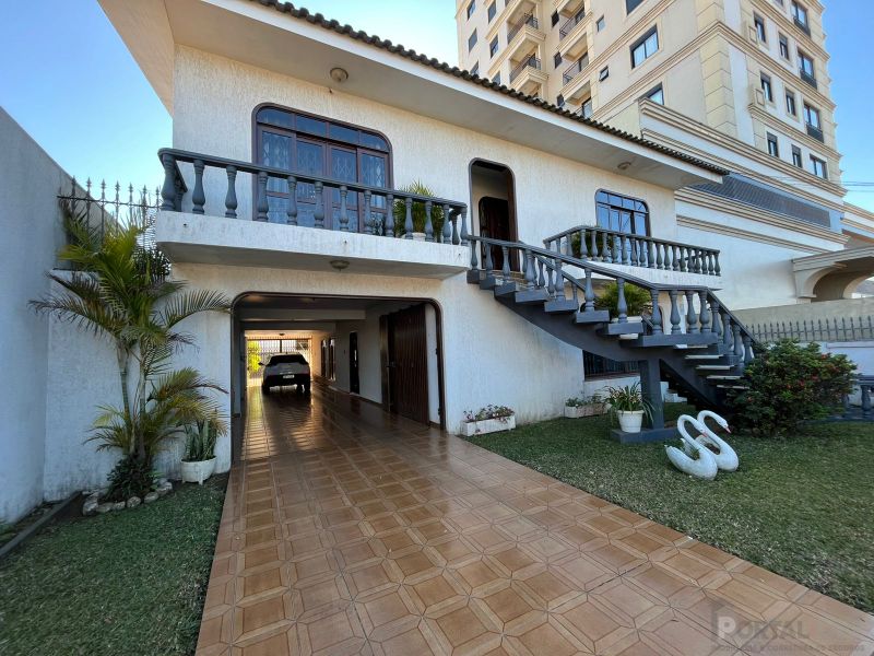 Sobrado para Venda em NOVA RÚSSIA