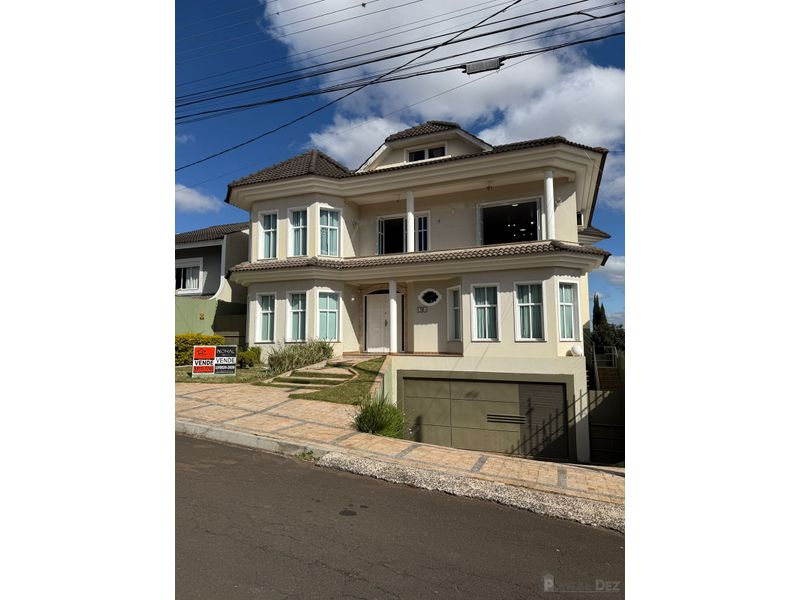 Sobrado para Venda em ESTRELA