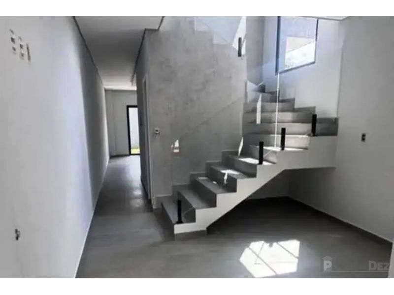 Sobrado para Locação em COLÔNIA DONA LUIZA